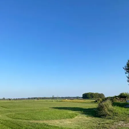 Ferienwohnung Huttenflair * Augsburg