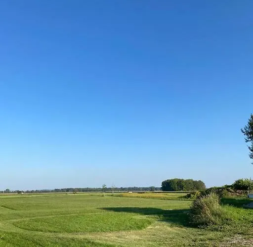 Ferienwohnung Huttenflair * Augsburg